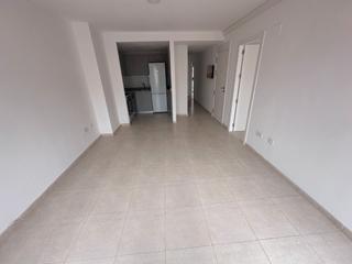 Rent Flat in Carrer del sol 29. Piso en remolins