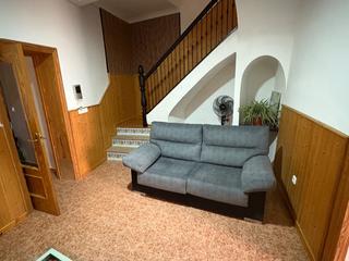 Maison à Calle ruperto chapí 20. Oportunidad unica en novelda, alicante.