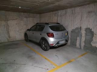 Lloguer Aparcament cotxe a Carrer foement  57. Parking coche cerca estación de tren  centro