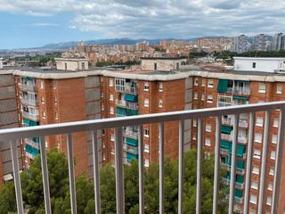 Piso en Carrer de badajoz 4. Precioso piso con unas vistas espectaculares