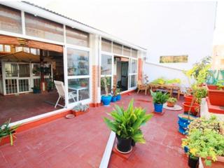 Casa adosada en Calle de la cruz  4. Edificio en venta