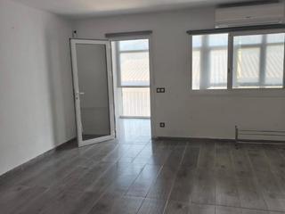 Pis a Carrer francesc guitart 28. 100metros utiles exterior reformado