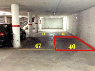 Alquiler Parking coche en Carrer de ramon llull 19. Plaza de parking cubierta en alquiler