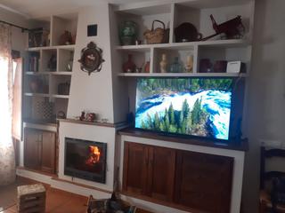 Maison jumelée à Calle la cerca 11. Casa para entrar a vivir en zufre. un entorno natural en plena s