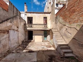 Maison à Llauder 77. Una casa con mil posibilidades en el corazón del eixample de mat