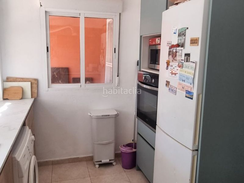 Foto 0e37d0d9-d9a9-49b2-98d7-0a2e40c12f6a. Local comercial en c/ martinet estudio -vivienda en la playa en Estartit