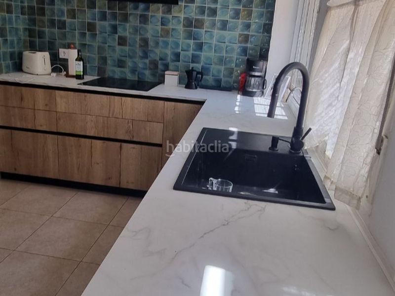 Foto 7b48430d-46cd-4458-ad8a-d94f3879a644. Local comercial en c/ martinet estudio -vivienda en la playa en Estartit