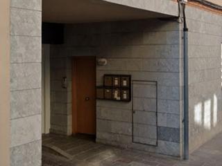 Miete Motorradparkplatz in Ferrer i guardia 28-30. Parking de moto en alquiler