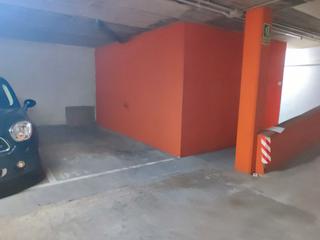 Miete Autoparkplatz in Camí ral 274. Parking camí ral cerca de c/ barcelona