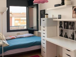 Etagenwohnung in Riera 80. Acogedor piso en el centro de calella con piscina, balcón y ampl