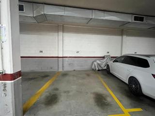 Autoparkplatz in Sant cosme  8. Coche y moto