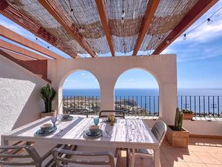 Dúplex a Vistamar 94. Apartamento dúplex con vistas panorámicas al mar