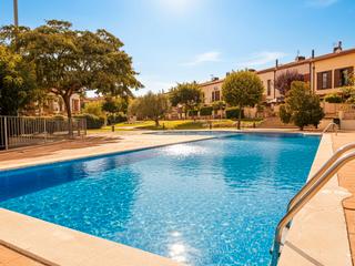 Maison jumelée à Carrer de l'era 0. Chalet adosado en venta en mas d'en gall