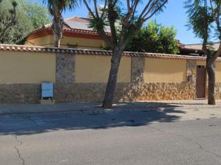 Xalet a Calle azafrán 48. Chalet de una planta en montequinto