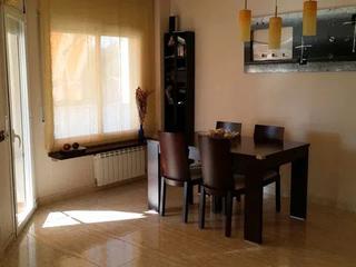 Zweistöckige Wohnung in De les flors 30. Fantástico dúplex en sant sadurní d'anoia