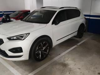 Aparcament cotxe a República  sn. Plaza de parking en abrera