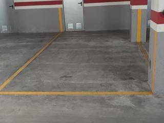 Parking coche en Alcalde luis pascual  8. Se vende garaje