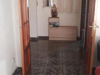 Piso en Plaza infancia 4. Acogedor piso de 63 m² en barcelona.