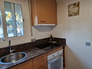 Appartamento in Juli garreta 6. Sol y vistas en todas las estancias . sin ruidos