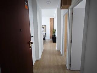 Affitto Appartamento in Carrer del pare pedro velasco 9. En alquiler - vivienda reformada en la malvarosa.