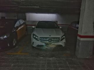 Miete Autoparkplatz in Avda generalitat 151. Alquilo plaza de parking en santa coloma ade gnet