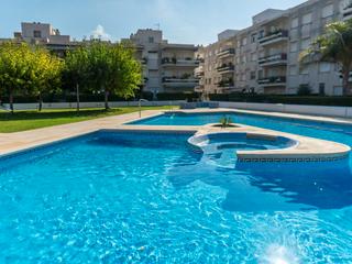 Appartement à Josep irla 17. Piso reformado de 120m² frente al mar con piscina, parking y tra