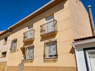 Casa a Calle oregano 4. Casa de 229m2 en caniles (granada)