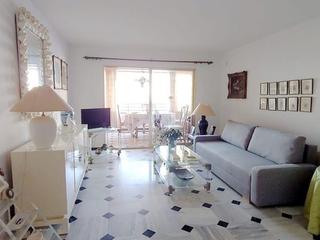 Rent Flat in Avenida de alcoy 13. Apartamento en primera linea de playa