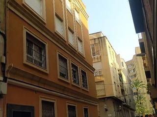 Piso en Teniente ruiz 35. Piso zona centro