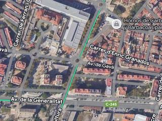 Business premise in Carrer d'anselm clavé 1. Local 130