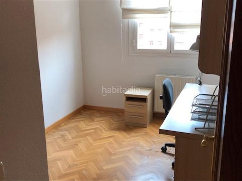 Foto eb89c653-6678-47b0-b9e8-cff25750490c. Appartement dans calle de omega 36 dans Valdebernardo-Valderribas Madrid