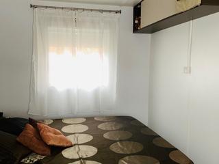 Casa en N-2 km. 665.8. Encantador bungalow con vistas al mar