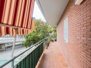 Appartement à Calle biscaia 328