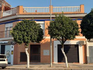 Appartement à Calle carretera bética 106. Piso entrada independiente