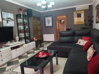 Casa a María zambrano 19. Casa amueblada de 3 plantas en villanueva de algaidas, con terra