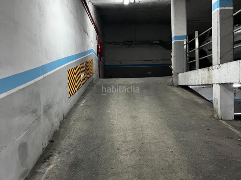 Foto ddc70ec2-3aa8-4a55-a503-971296f93856. Alquiler parking coche en carrer de l'anselm clavé 19 alquiler parking anselm clave (zona auditori) en Lleida