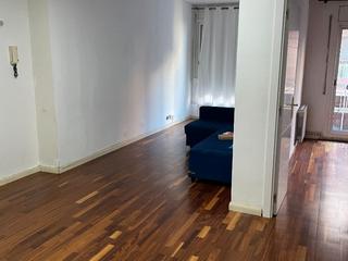 Piso en Ignaci iglesias  76. Piso en esplugues de llobregat.