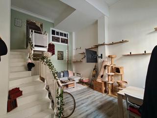 Miete Zweistöckige Wohnung in Carrer de l'espanya industrial 14. Duplex en barrio de sants amueblado