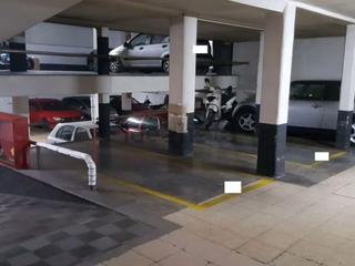 Parking coche en Comte borell 190. Oportunidad