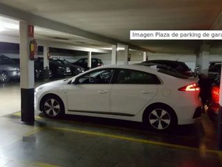 Aparcament cotxe a Comte borell 190. Plaza parking alquilada en eixample – ideal inversión