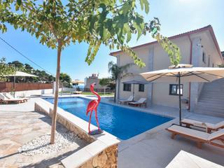 Rent Penthouse in Avinguda de la florada  1. Alquiler hasta mayo 2026 de ático de 3 habitaciones, 2 baños, pa