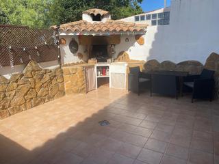 Maison jumelée à Salinas xr 38. Se vende