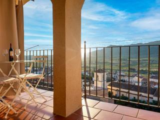 Location Appartement à Carrer major 28. ¡vive la historia y disfruta de vistas de ensueño en corbera d'e