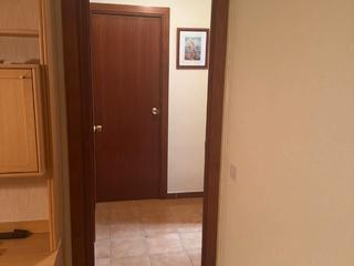 Miete Etagenwohnung in Carrer aribau 1. Piso de 3 habitaciones en coma-ruga (masia blanca)