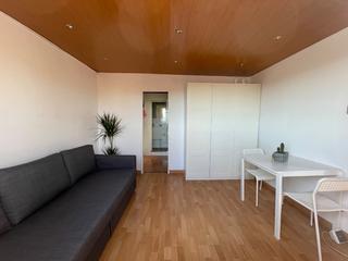 Miete Dachwohnung in Cotonat 42. Attico luminoso en alquiler