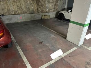 Autoparkplatz in Lluís dalmau 4