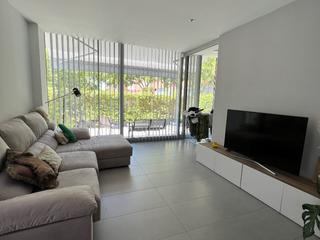 Location Appartement à Amadeu vives 31. Pis amb terrassa en planta baixa