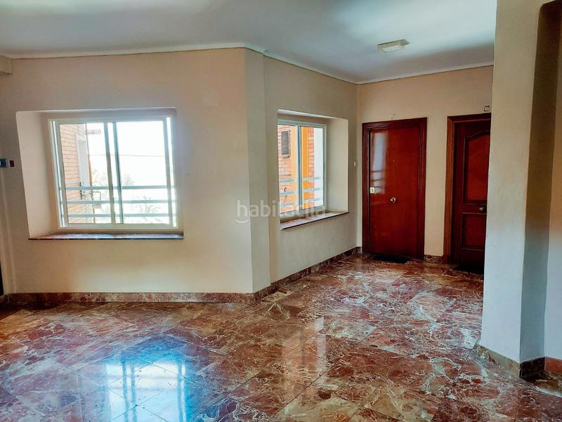 Foto a8e7c7c7-6da2-4018-ad6f-152916f06b37. Pis a avenida manuel siurot 3a a Bami - La Estrella Sevilla