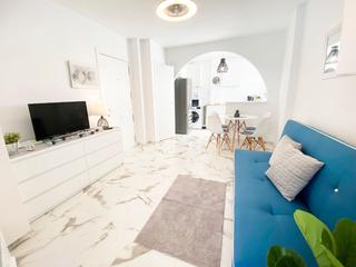 Alquiler Estudio en Urbano arregui 194. Moderno estudio en torrevieja