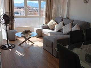 Pis a Carrer ronda reus 21. Piso recién reformado  piso con vistas  ala montaña   muy céntri